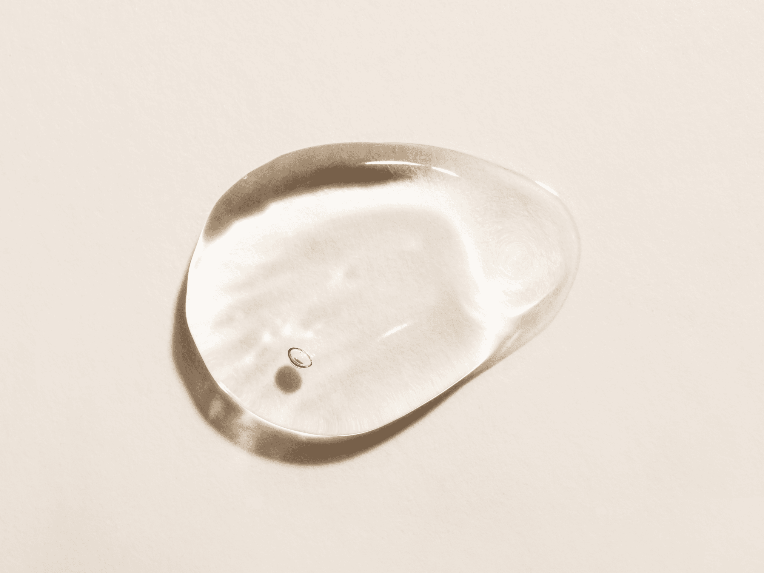 Bulto después de ácido hialurónico: por qué aparece y cómo se soluciona